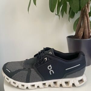 Women Size 10 On Cloud 6 Running Shoes Athletic Sneakers Black Gray